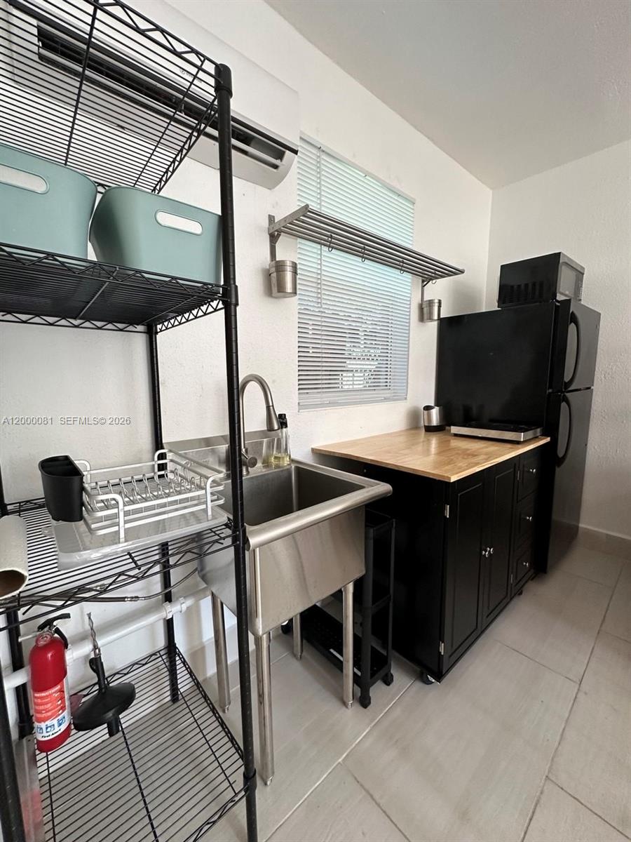 1637 Southwest 16th Street, Unit B Miami, FL 33145 - Photo 9 of 10