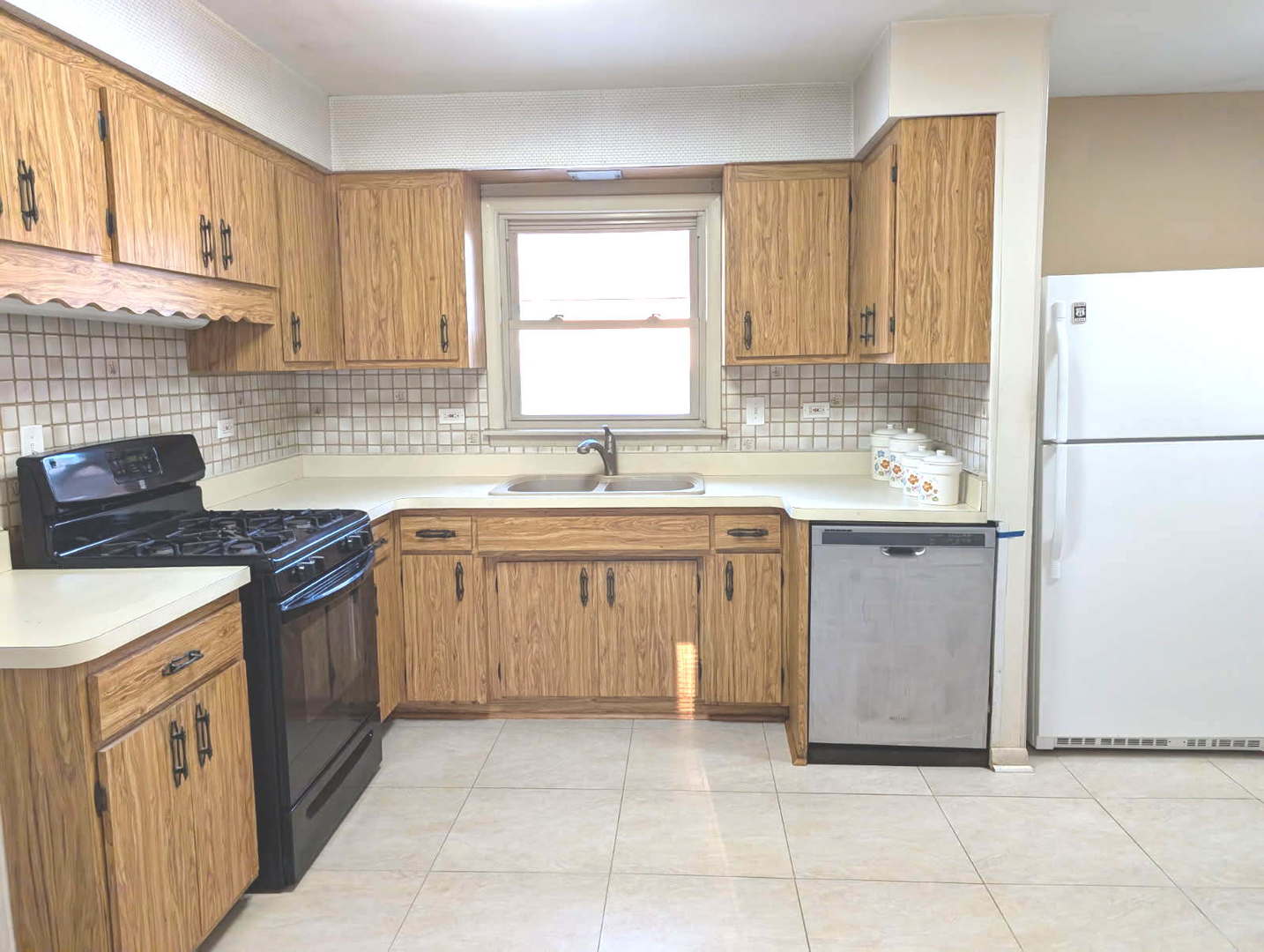 6517 102nd Place Chicago Ridge, IL 60415 - Photo 11 of 19 Gallery Image 11