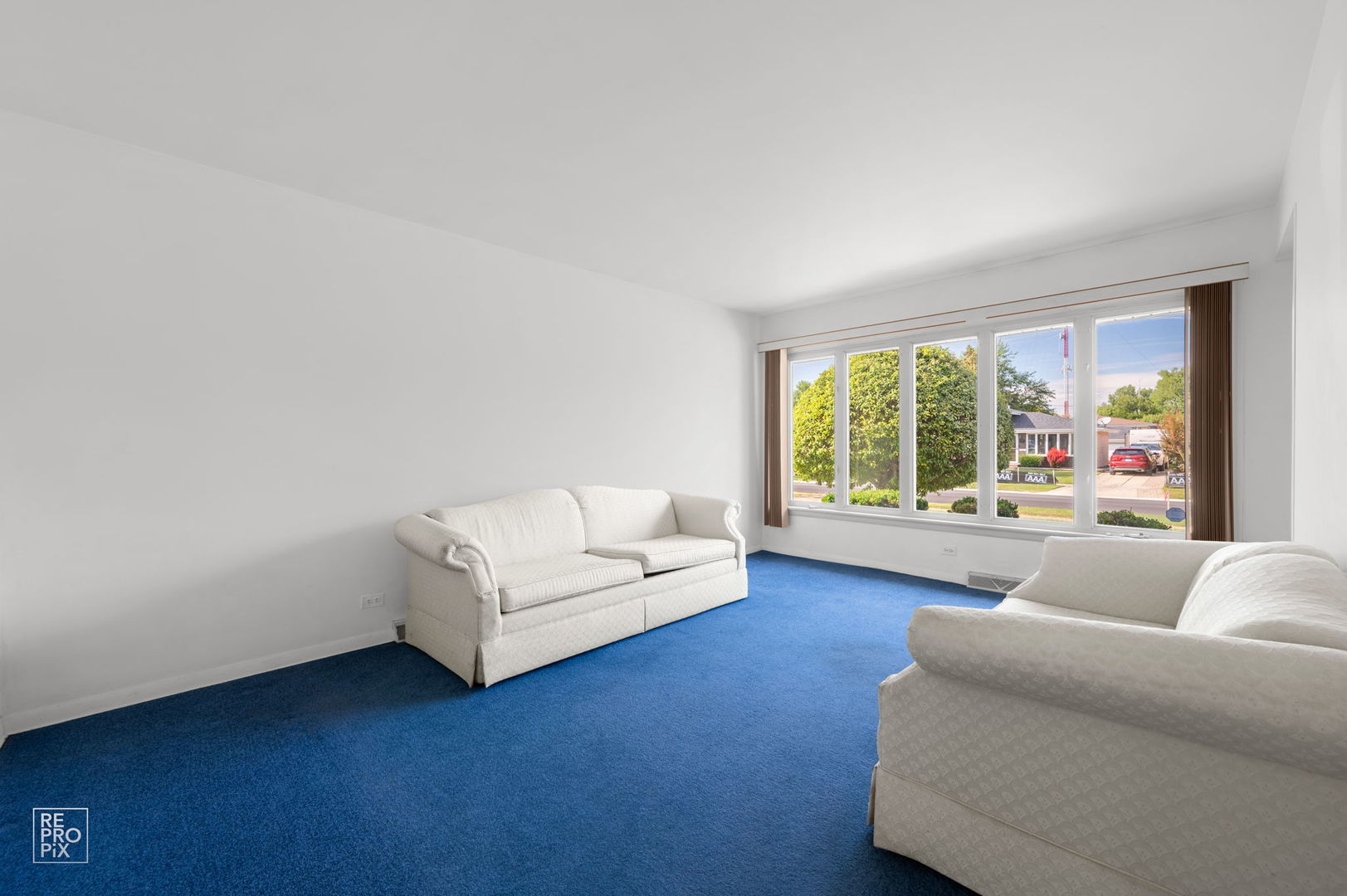 6517 102nd Place Chicago Ridge, IL 60415 - Photo 4 of 19 Gallery Image 4