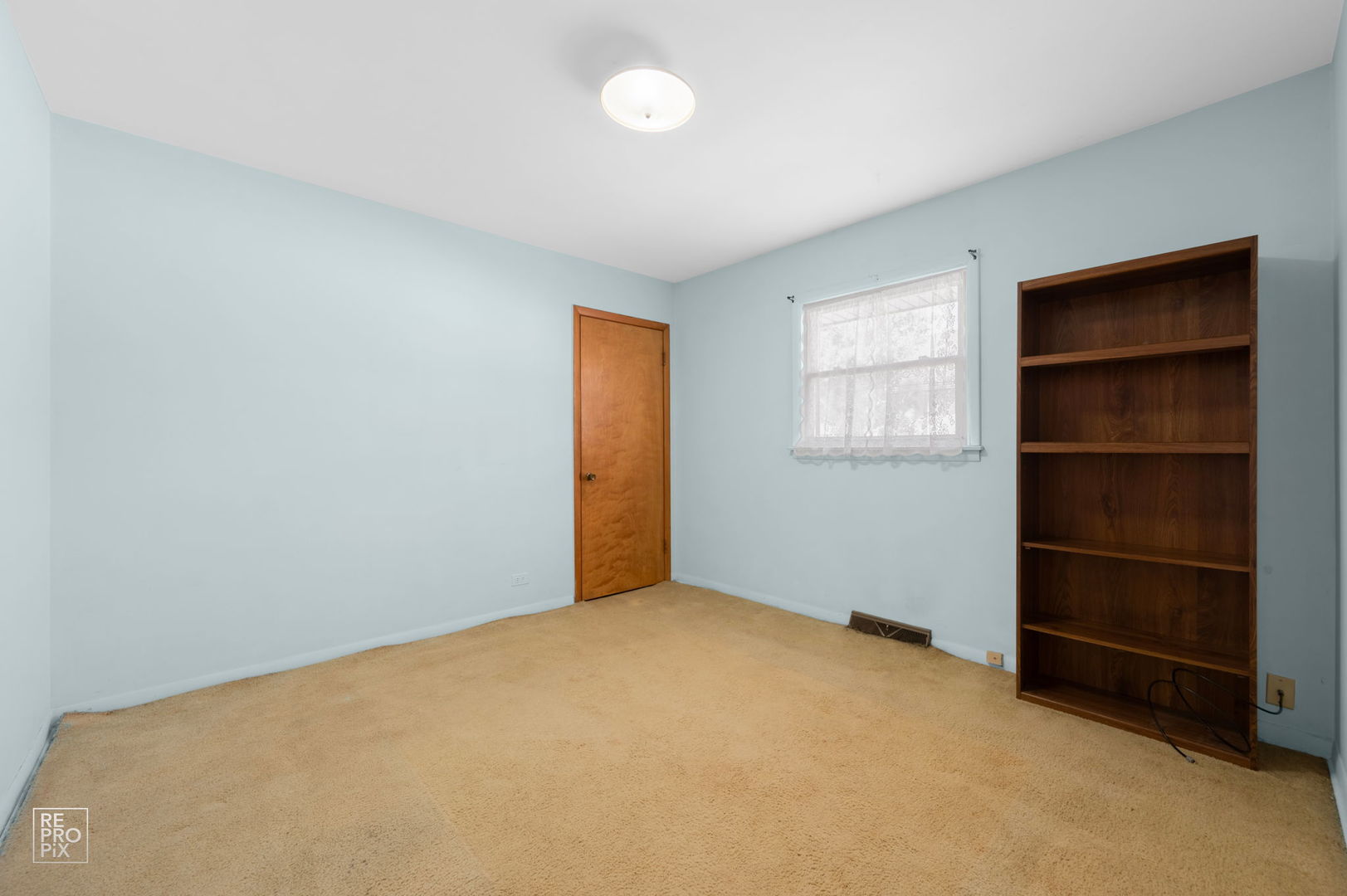 6517 102nd Place Chicago Ridge, IL 60415 - Photo 5 of 19 Gallery Image 5
