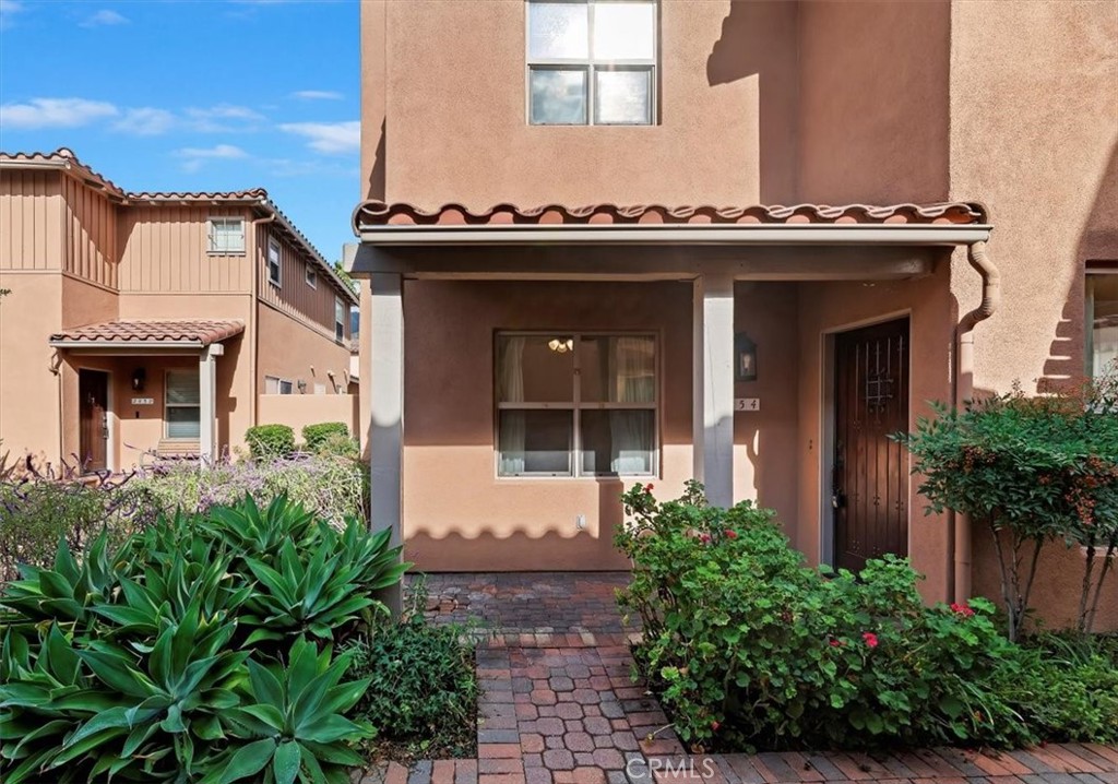 2454 Crossroads Court Duarte, CA 91010 - Photo 3 of 33 Nice covered porch.