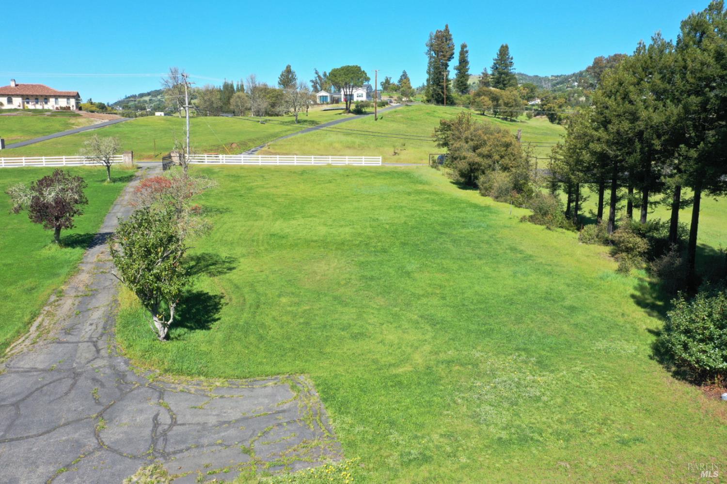 1360 Riebli Road Santa Rosa, CA 95404 - Photo 37 of 55 a view of a golf course with a big yard