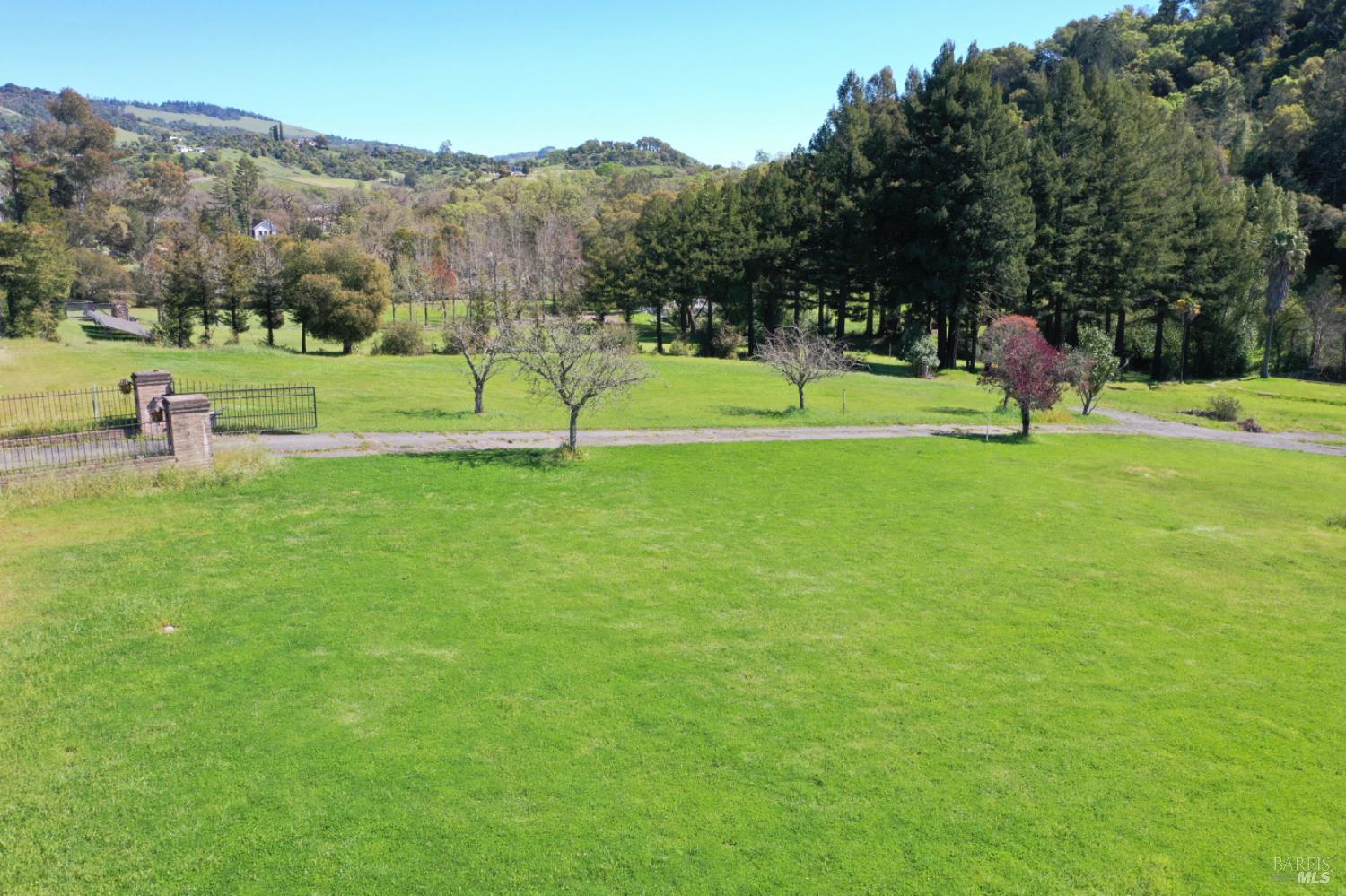 1360 Riebli Road Santa Rosa, CA 95404 - Photo 7 of 55 a view of a park
