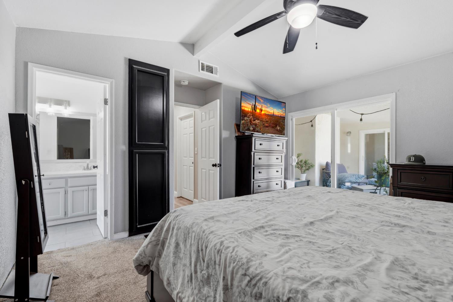 1073 Wickel Street Turlock, CA 95382 - Photo 21 of 28