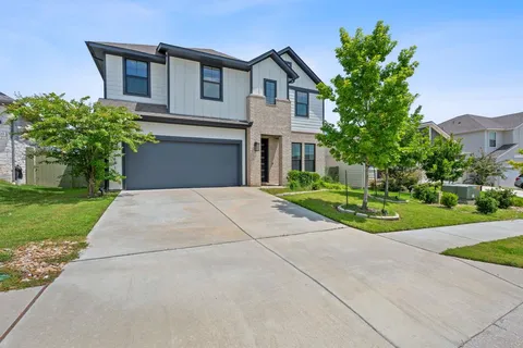 $3,300 | 16913 Adoro Drive, Manor, TX 78653