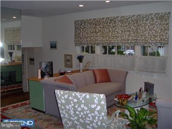 1365 Beaver Road Southampton, PA 18966 - Photo 4 of 12 Living Room