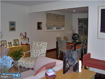 1365 Beaver Road Southampton, PA 18966 - Photo 5 of 12 Living Room