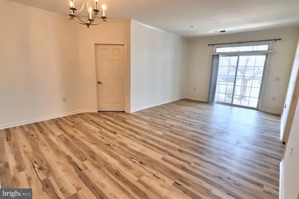 $2,750 | 21216 McFadden Square, Unit 108, Sterling, VA 20165