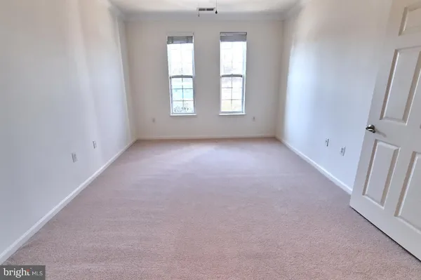 $2,750 | 21216 McFadden Square, Unit 108, Sterling, VA 20165