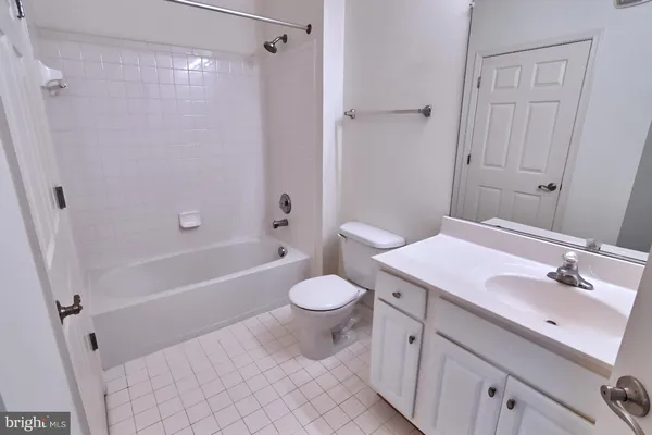 $2,750 | 21216 McFadden Square, Unit 108, Sterling, VA 20165