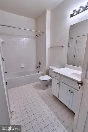 $2,750 | 21216 McFadden Square, Unit 108, Sterling, VA 20165