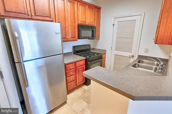 $2,750 | 21216 McFadden Square, Unit 108, Sterling, VA 20165