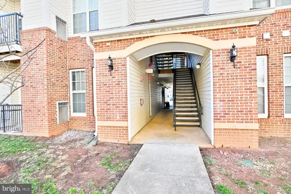 $2,750 | 21216 McFadden Square, Unit 108, Sterling, VA 20165