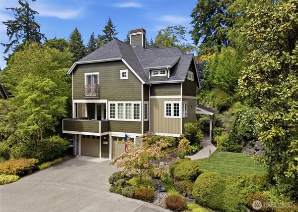 $1,977,777 | 474 Glen Hollow Place Southwest, Bainbridge Island, WA 98110