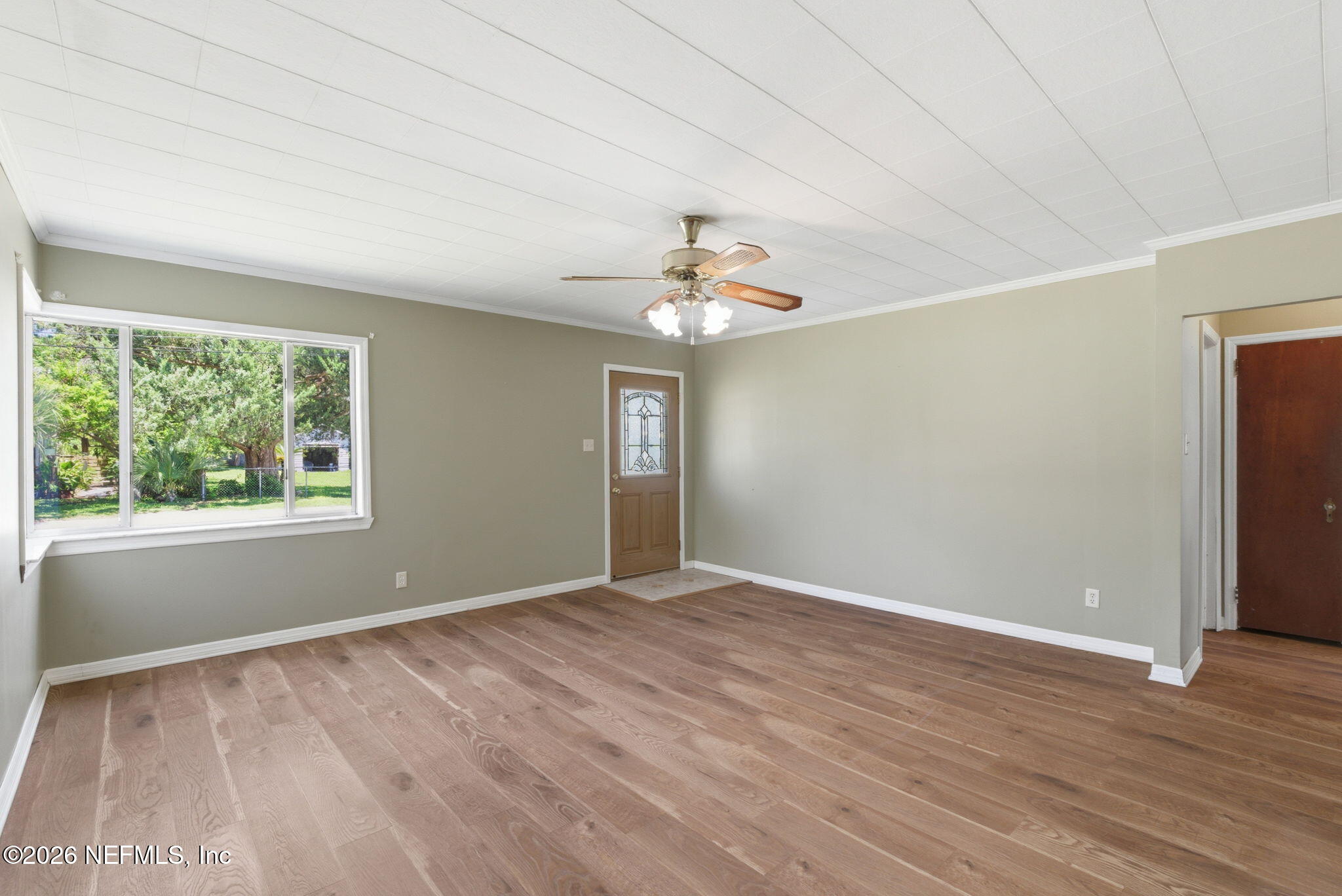 5 Beacon Street St. Augustine, FL 32084 - Photo 5 of 43 Living Room_1