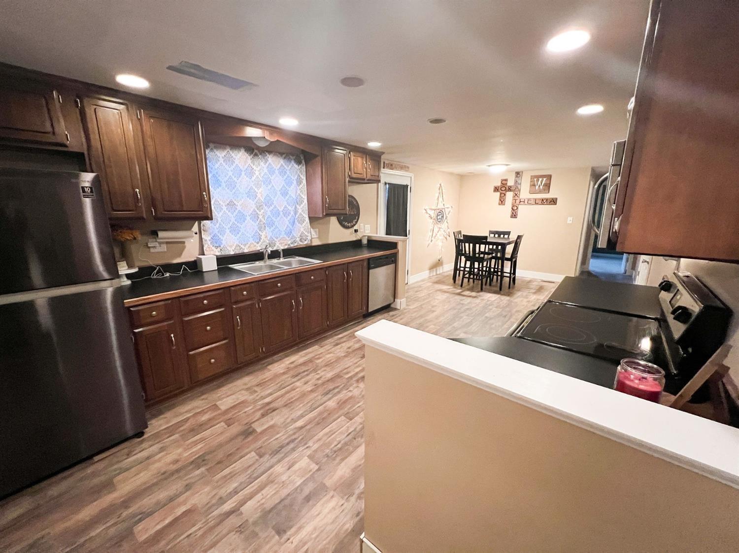2255 Berry Road Amelia, OH 45102 - Photo 9 of 19 Gallery Image 9