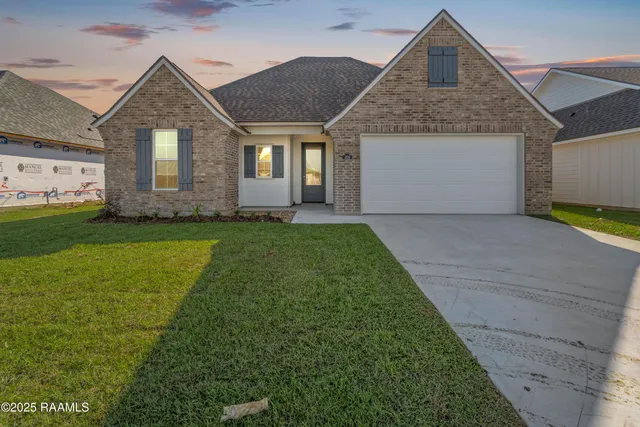 $289,900 | 309 Gun Runner Drive, Lafayette, LA 70507