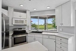 $298,000 | 420 Metairie-Hammond Highway, Unit 102, Metairie, LA 70005