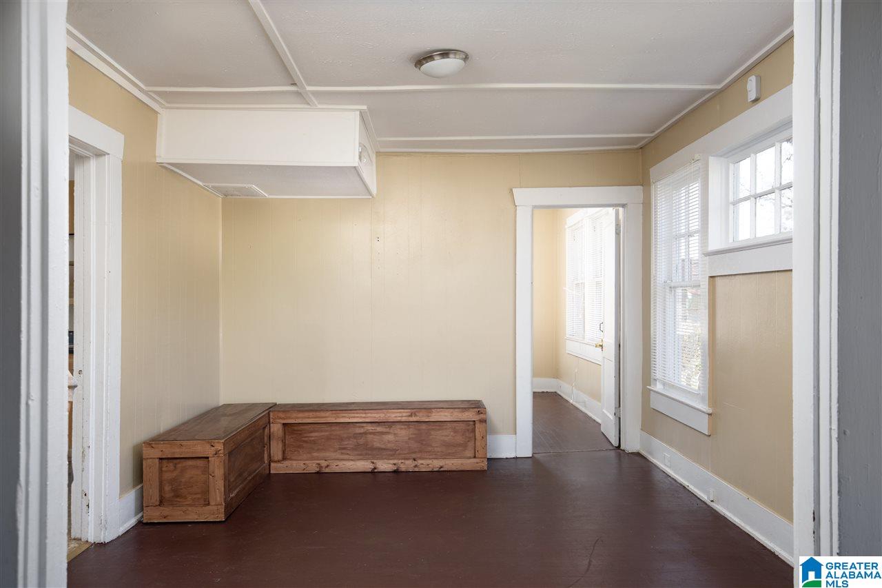 304 12th Street Southwest Birmingham, AL 35211 - Photo 7 of 25