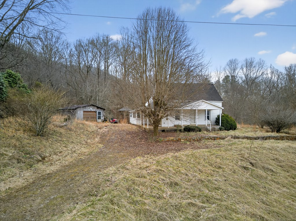 1917 Fairview Road Andrews, NC 28901 - Photo 21 of 29