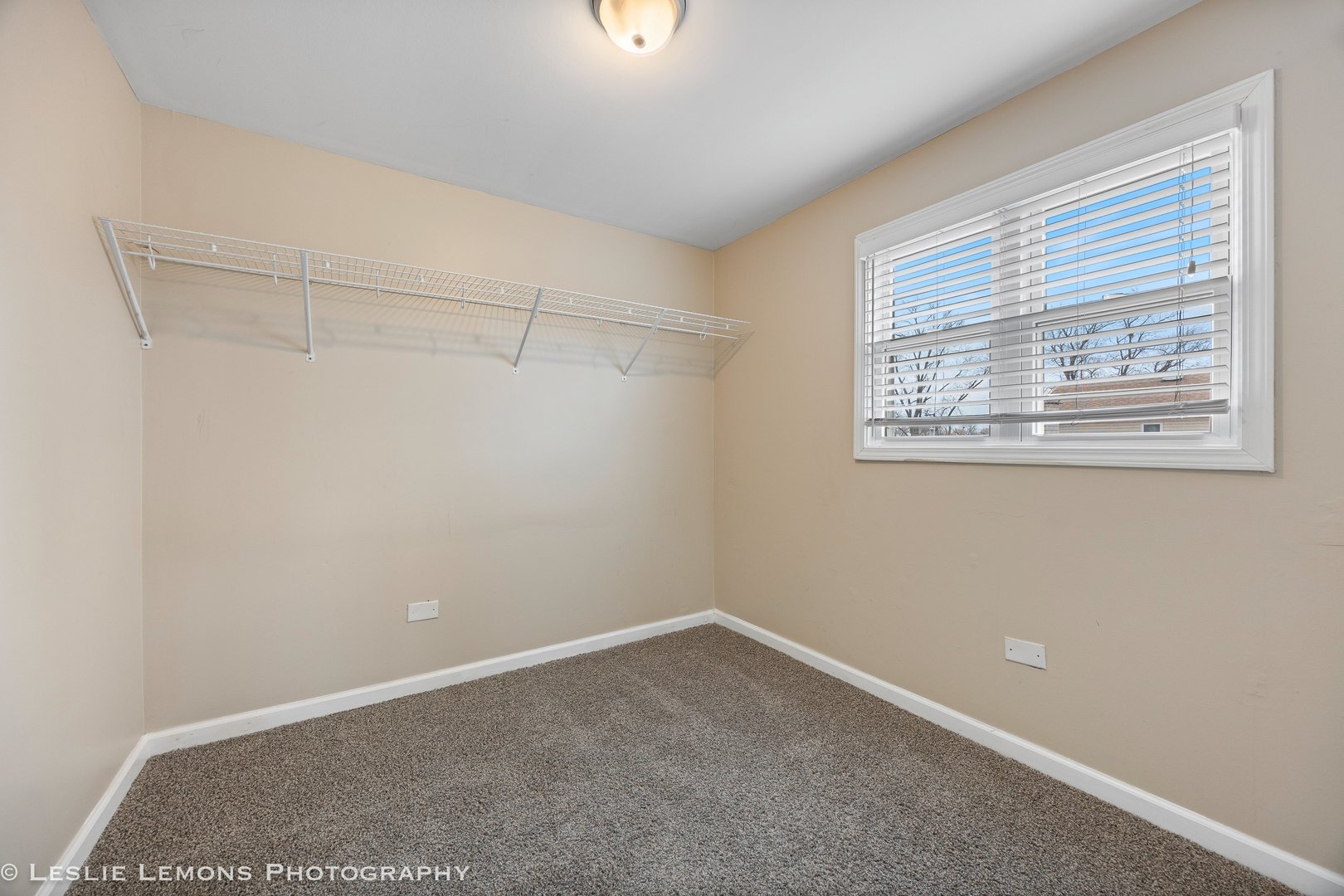 4949 Paxton Road Oak Lawn, IL 60453 - Photo 21 of 29 a view of a room that has a window in it