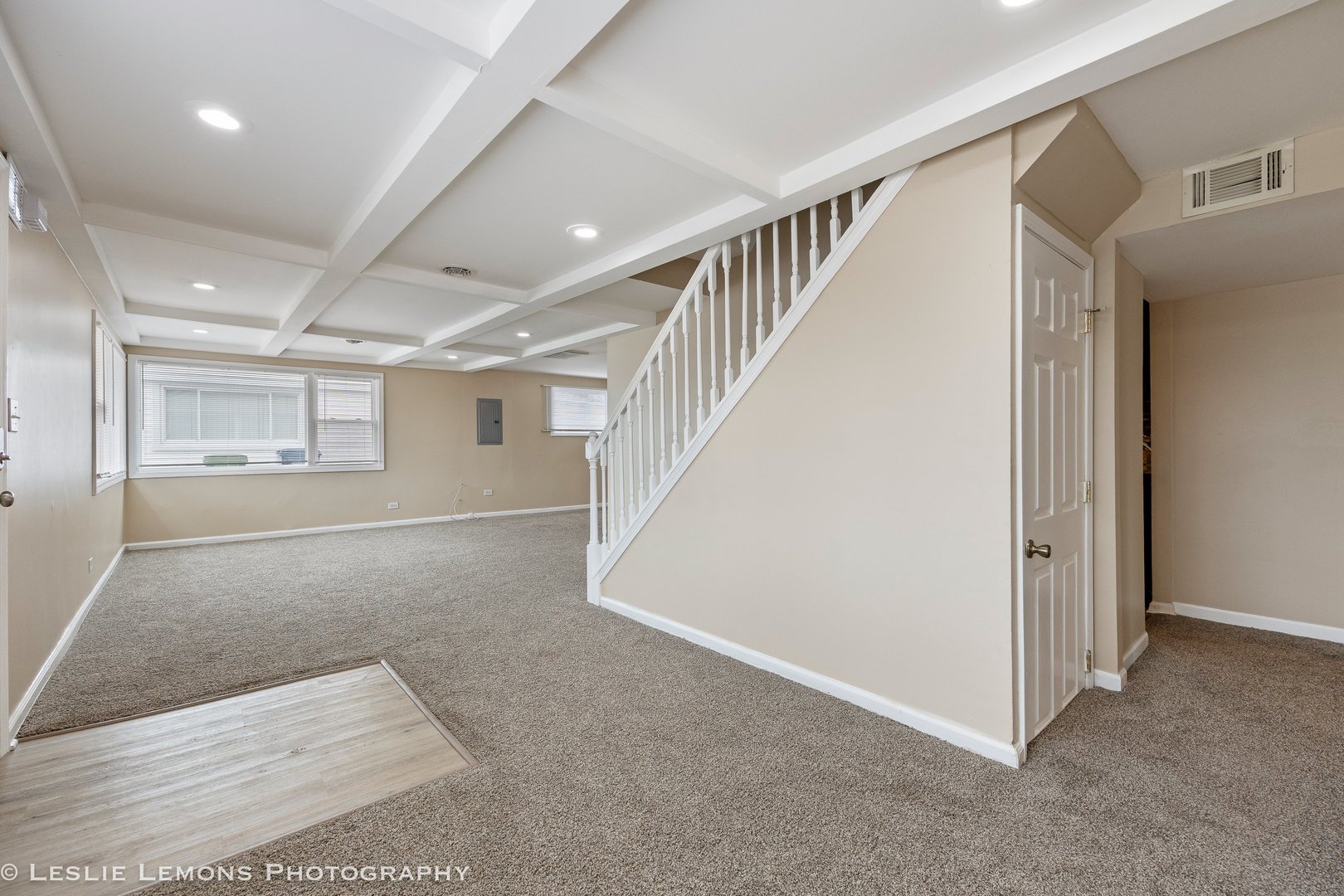 4949 Paxton Road Oak Lawn, IL 60453 - Photo 5 of 29 a view of a hallway with staircase