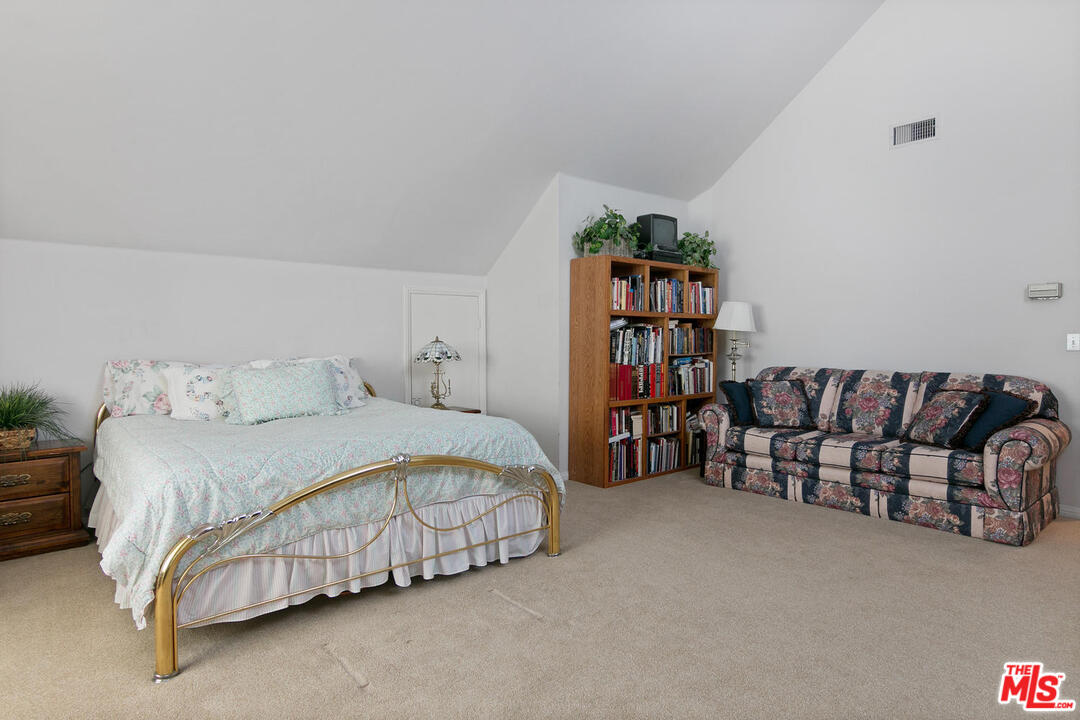 618 Sinaloa Road Simi Valley, CA 93065 - Photo 19 of 41 Gallery Image 19