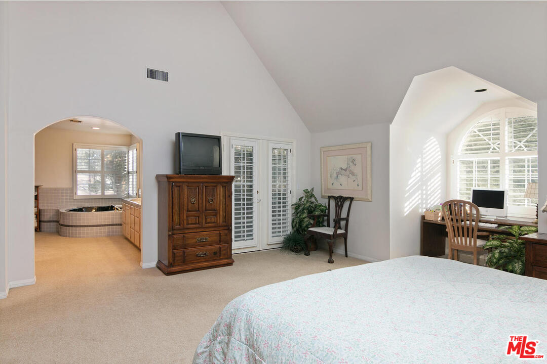 618 Sinaloa Road Simi Valley, CA 93065 - Photo 20 of 41 Gallery Image 20