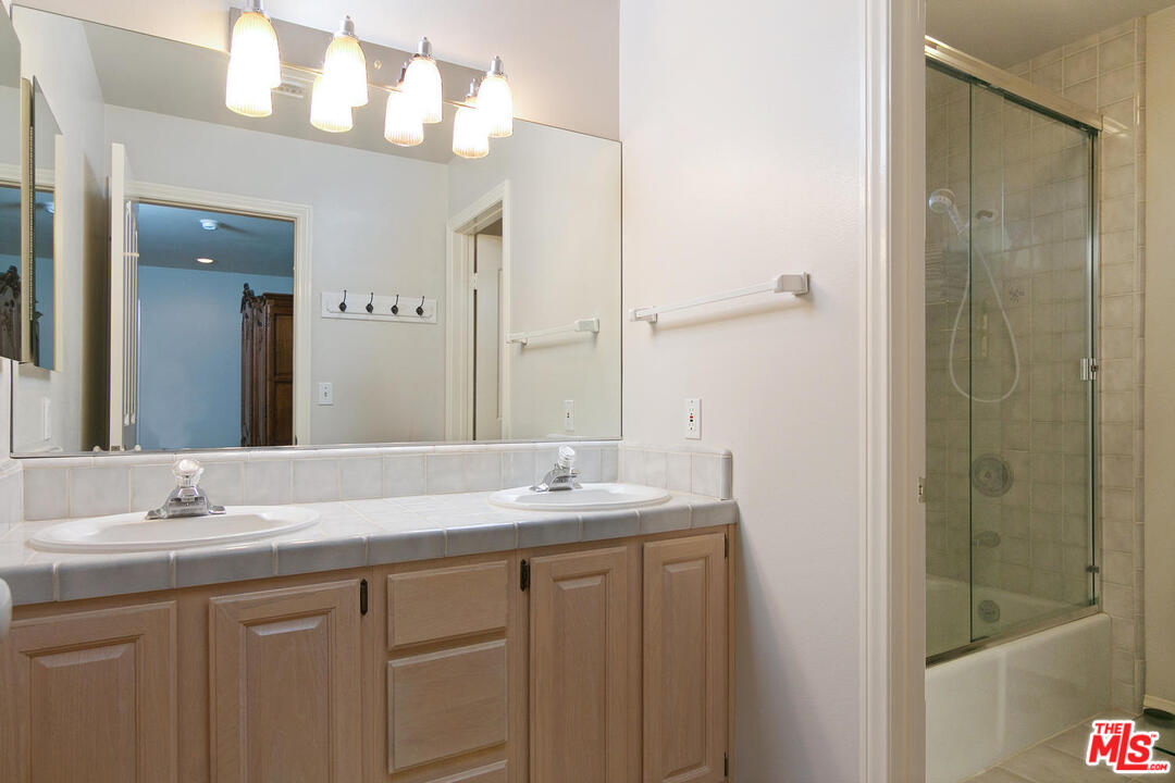 618 Sinaloa Road Simi Valley, CA 93065 - Photo 28 of 41 Gallery Image 28