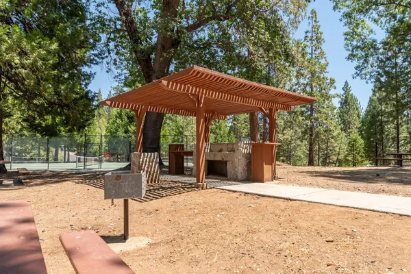 $350,000 | 31 Splash Dam Loop, Arnold, CA 95223