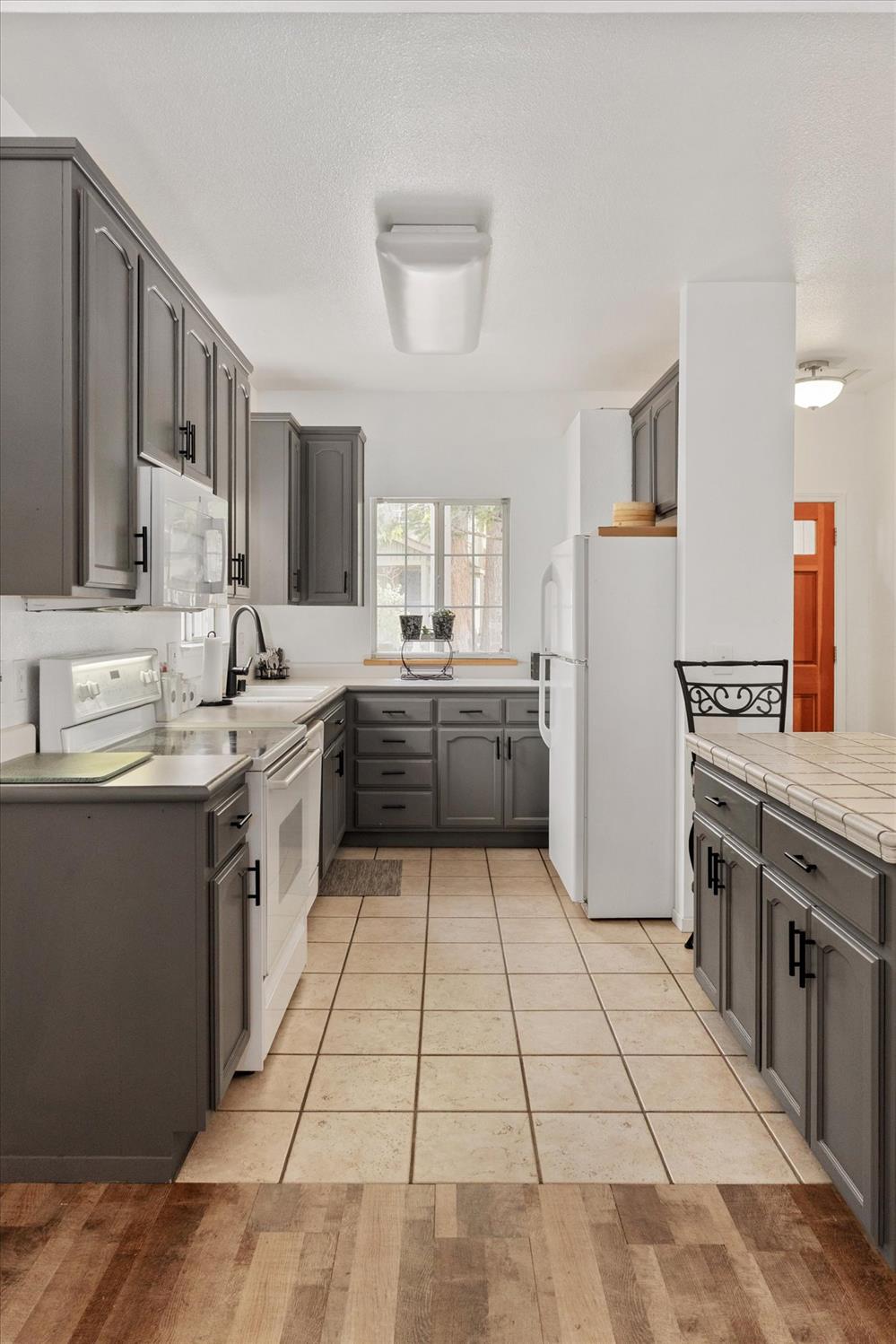 31 Splash Dam Loop Arnold, CA 95223 - Photo 6 of 38