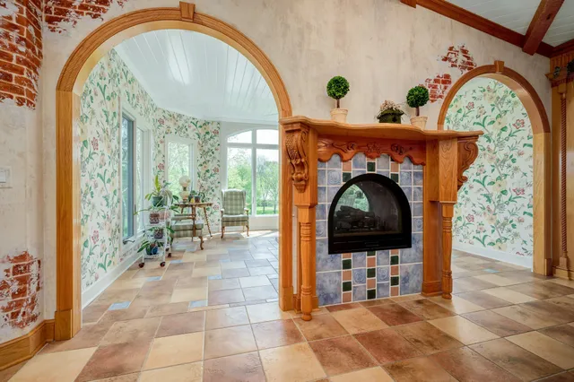 $1,299,900 | 122 Creekside Lane, Woodbury, TN 37190