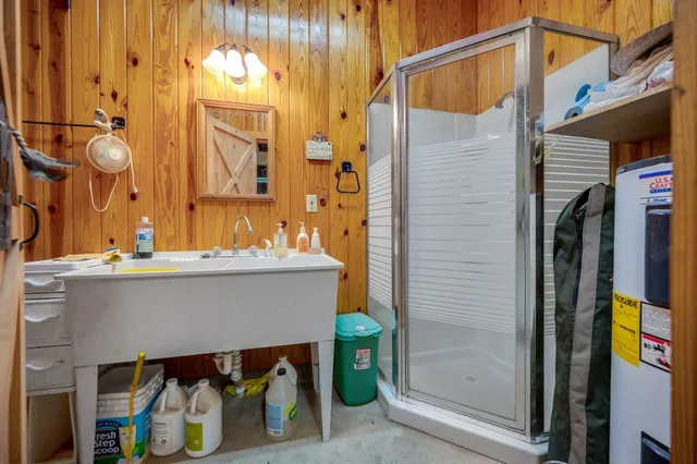 $1,299,900 | 122 Creekside Lane, Woodbury, TN 37190