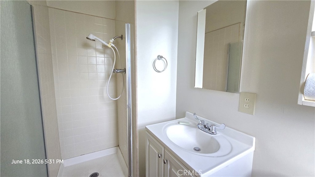 39 Franciscan Way Chico, CA 95973 - Photo 21 of 37 Walk-in Shower