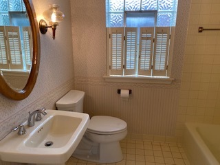 361 Olmsted Road Riverside, IL 60546 - Photo 10 of 16