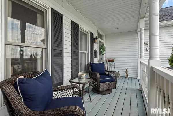 $415,000 | 537 Augusta Drive, Chatham, IL 62629