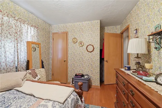 $185,000 | 11628 East 38th Terrace South, Independence, MO 64052