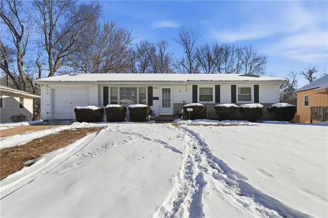 $185,000 | 11628 East 38th Terrace South, Independence, MO 64052