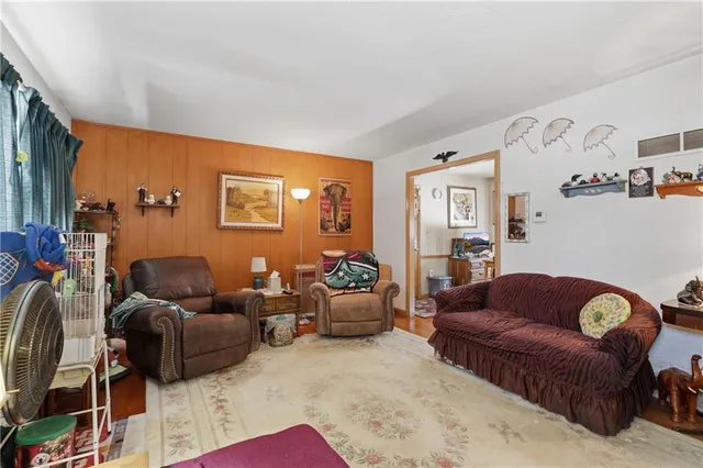 $185,000 | 11628 East 38th Terrace South, Independence, MO 64052