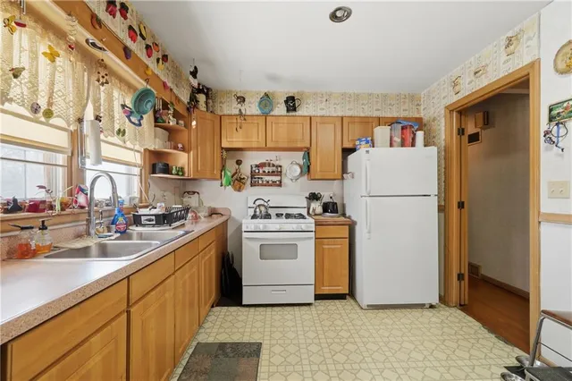 $185,000 | 11628 East 38th Terrace South, Independence, MO 64052