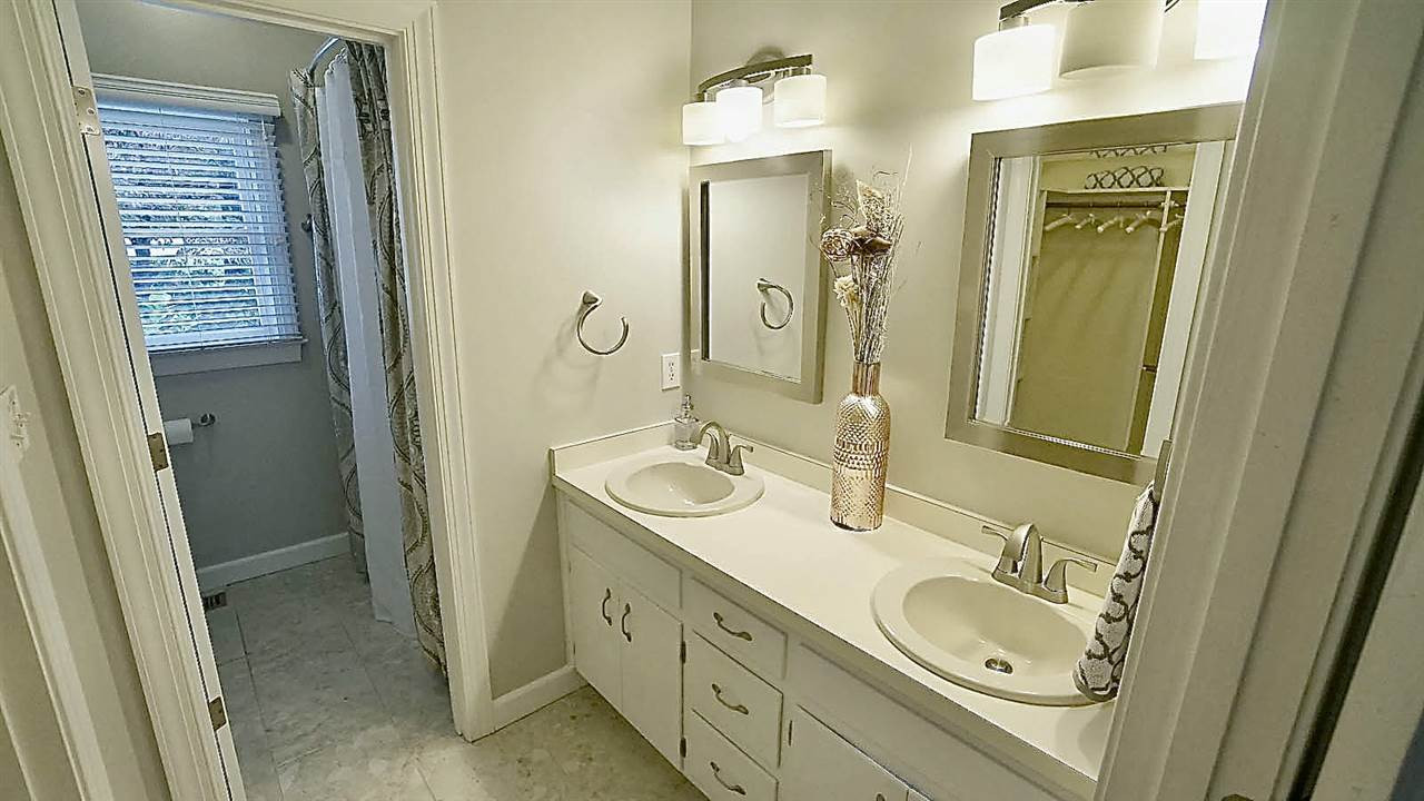 5916 Stable Court Raleigh, NC 27612 - Photo 6 of 30 Photo 6