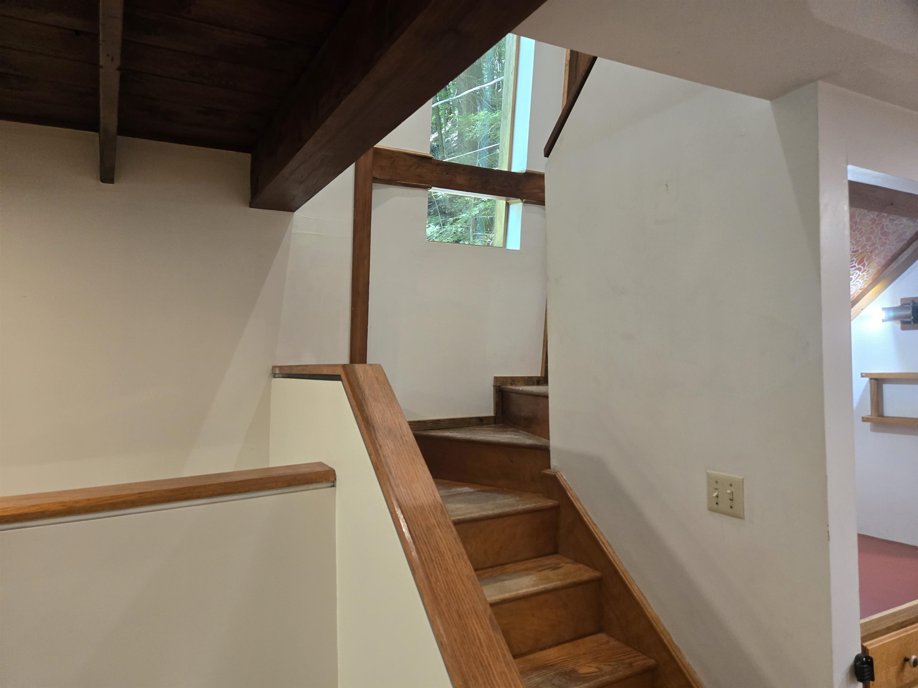 389 Dothan Road Hartford, VT 05001 - Photo 10 of 23 Gallery Image 10