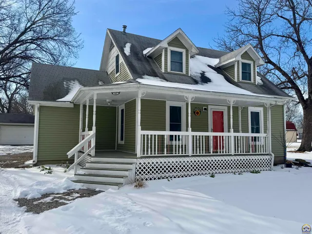$199,500 | 607 Kansas Street, Burlington, KS 66839