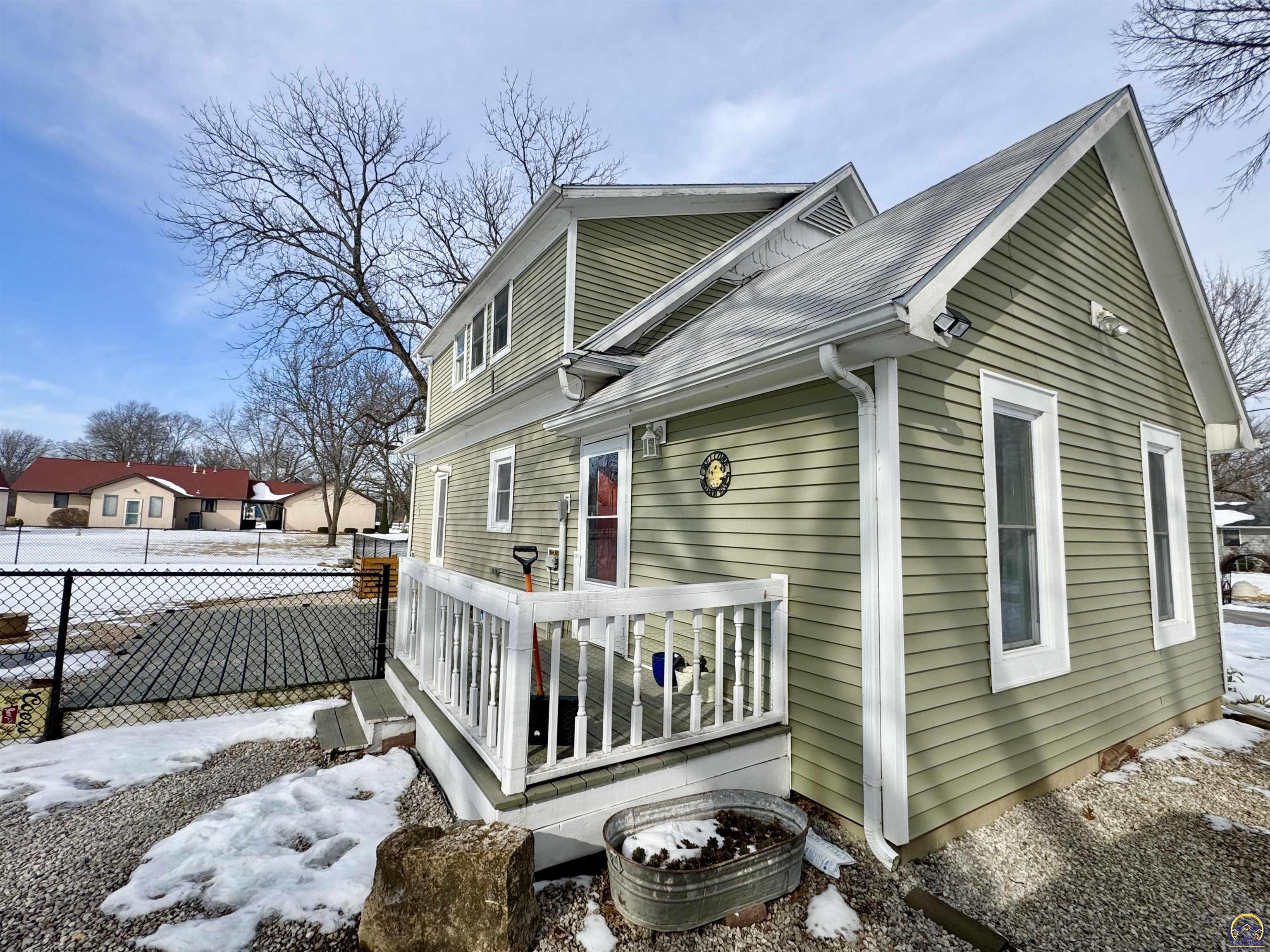 607 Kansas Street Burlington, KS 66839 - Photo 3 of 28