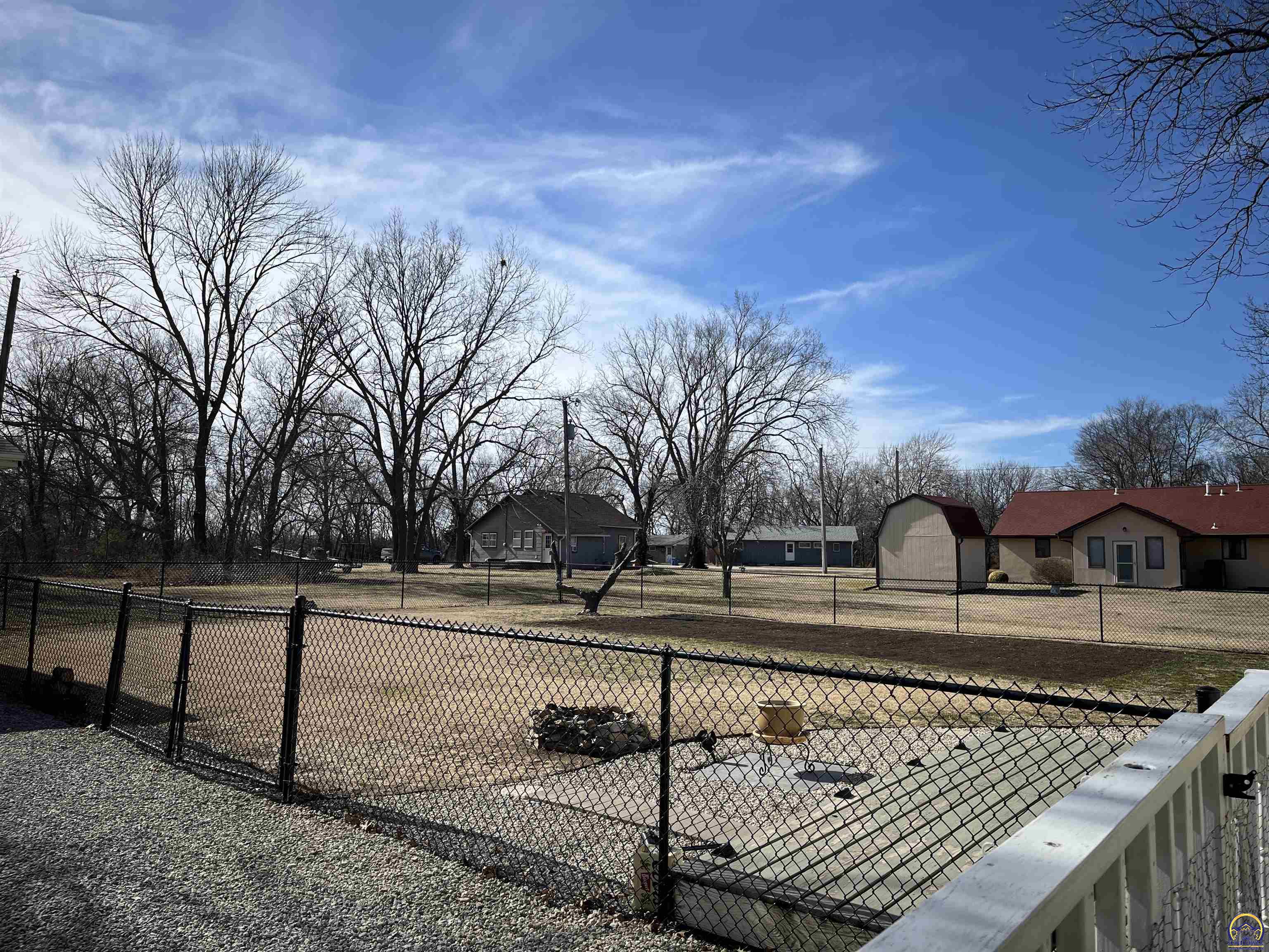 607 Kansas Street Burlington, KS 66839 - Photo 4 of 29