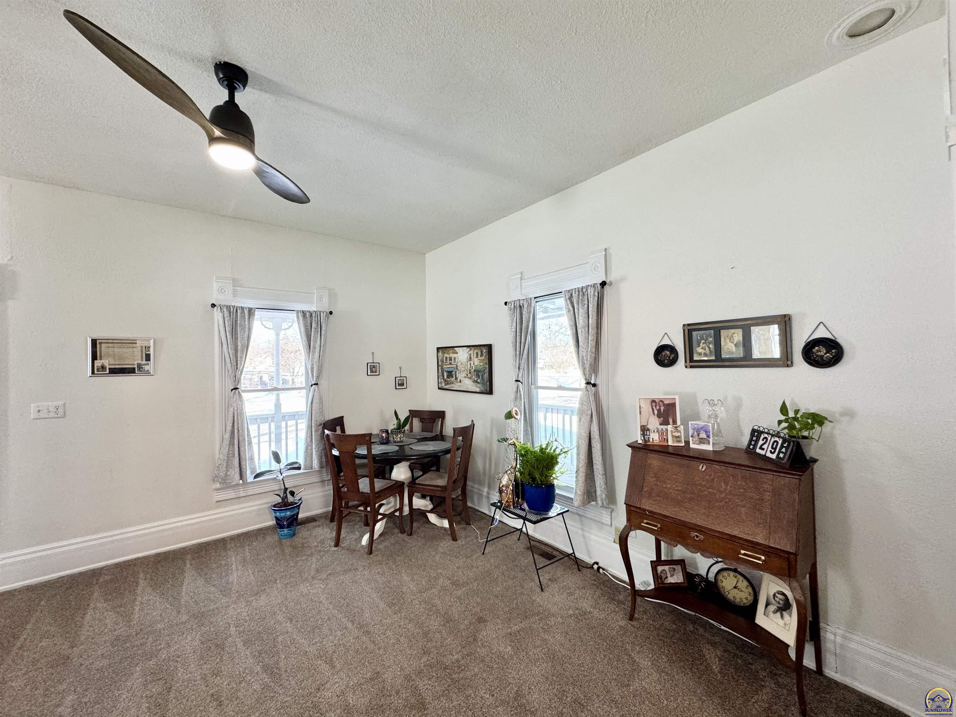 607 Kansas Street Burlington, KS 66839 - Photo 10 of 28