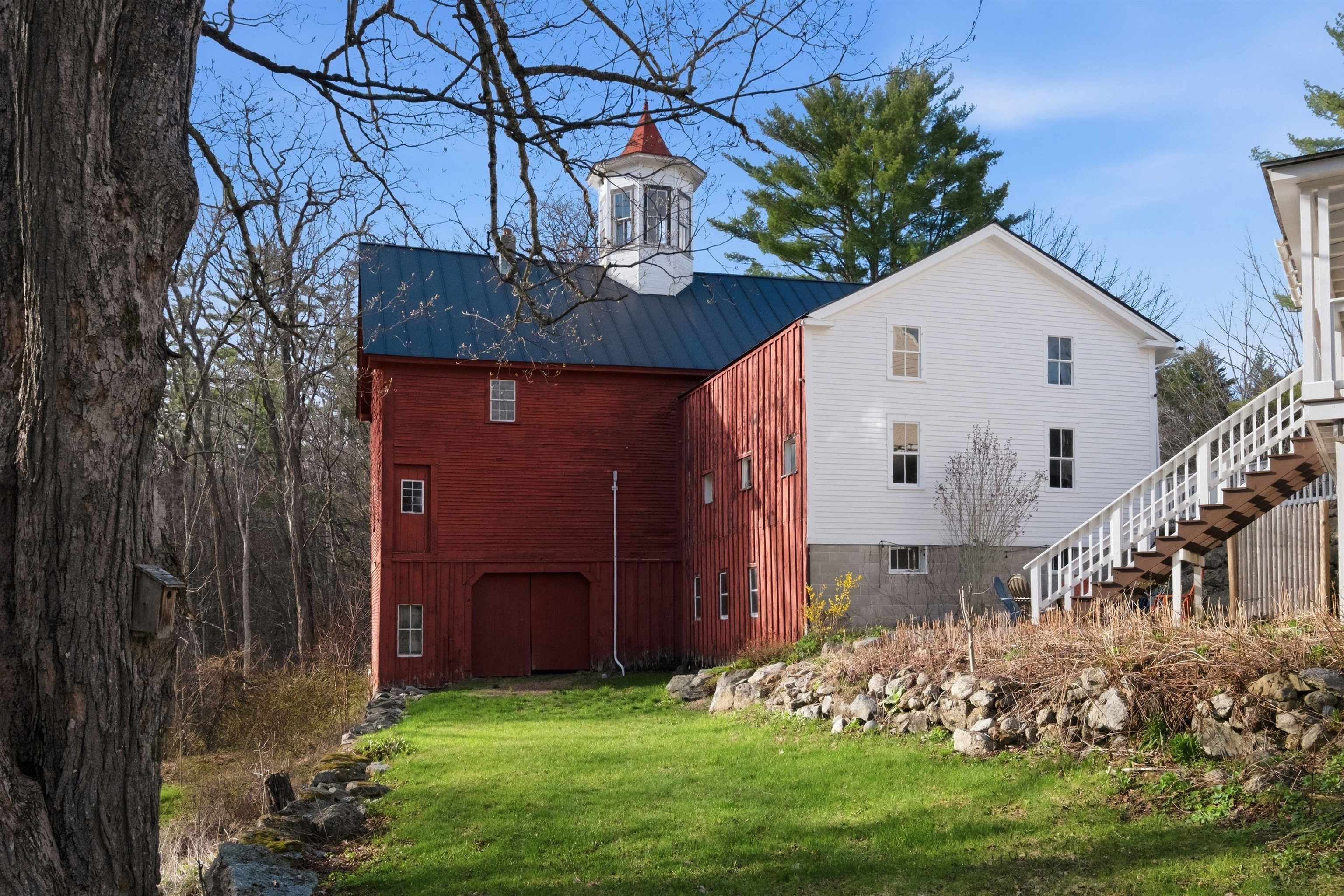 183 Waterloo Street Warner, NH 03278 - Photo 4 of 59