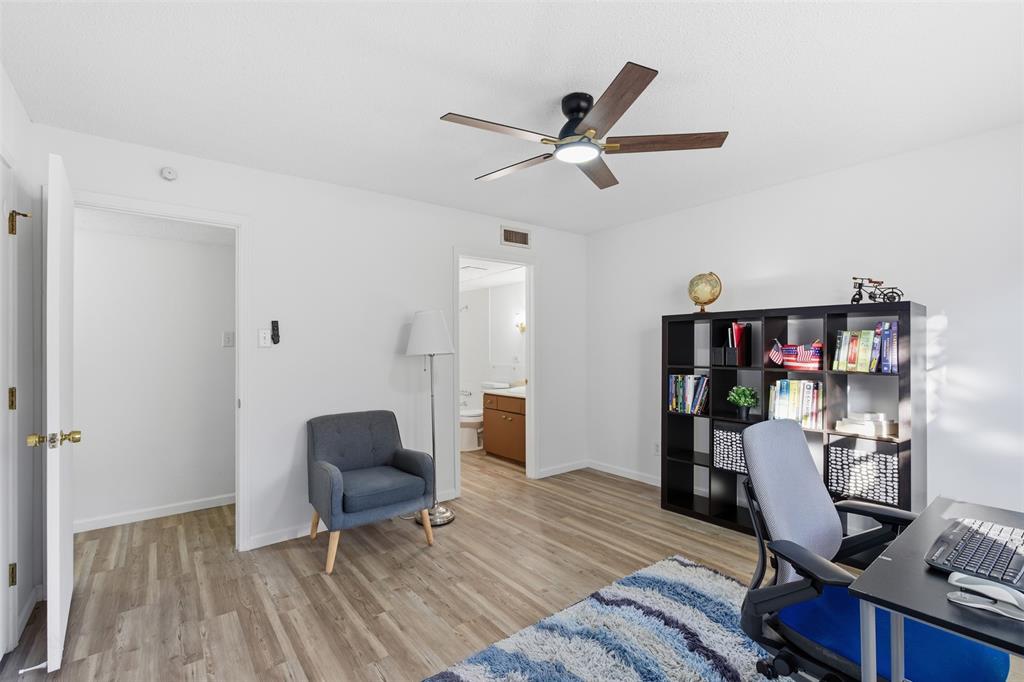 5817 Sandhurst Lane, Unit B Dallas, TX 75206 - Photo 8 of 27