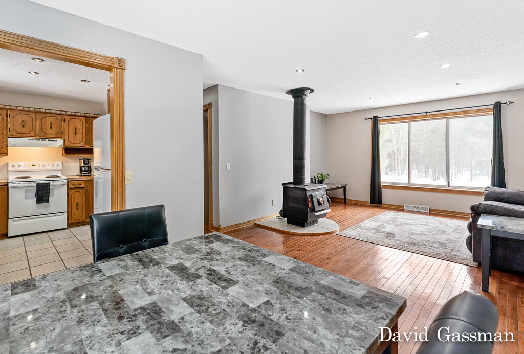 4765 Anderson Road Muskegon, MI 49445 - Photo 12 of 37 4765Anderson12Lores