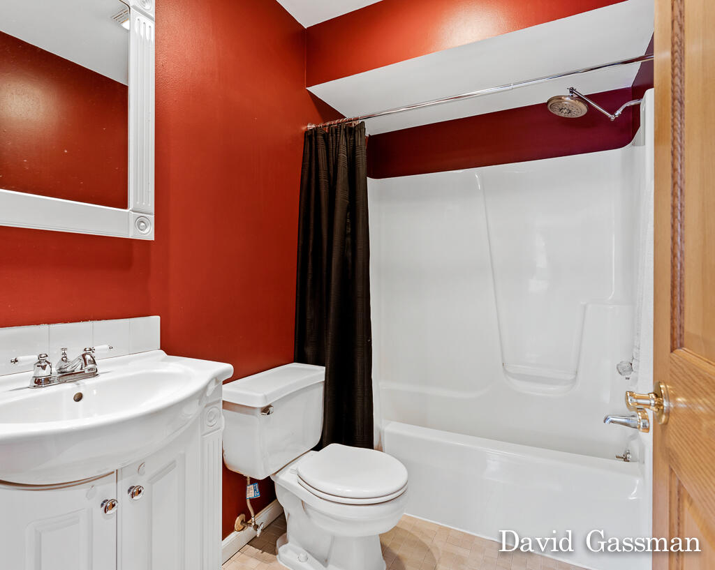 4765 Anderson Road Muskegon, MI 49445 - Photo 19 of 37 4765Anderson22Lores